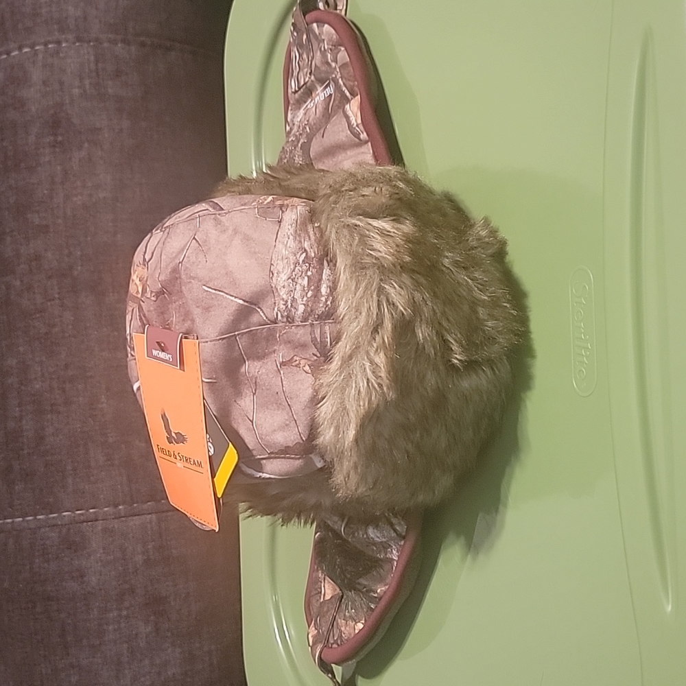 Camo hat